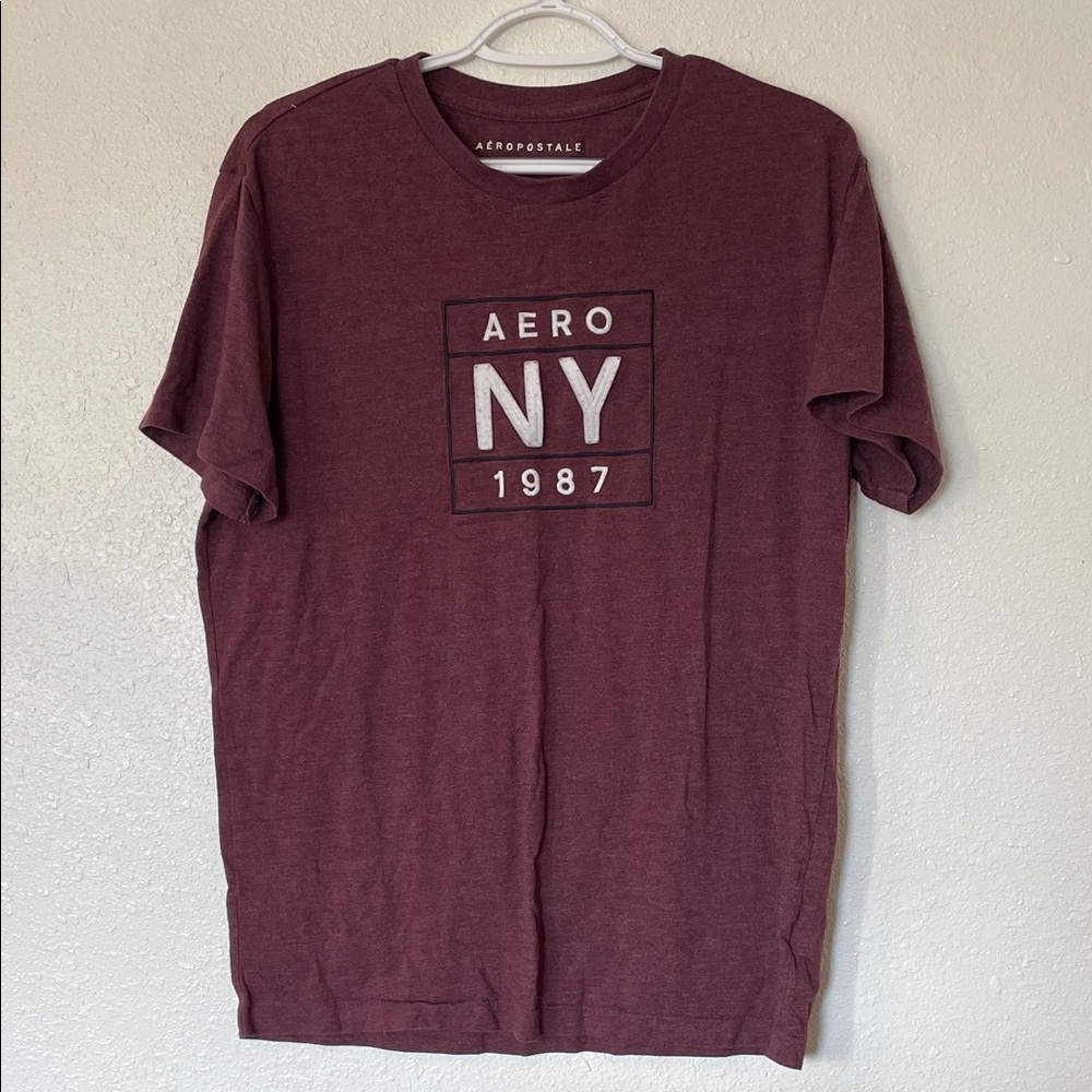 Aeropostale Men's Burgundy Graphic Tee
